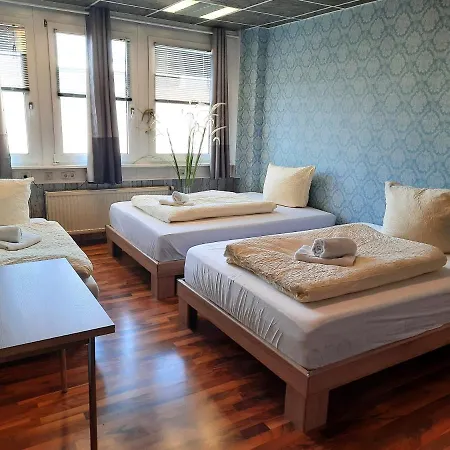 Easy Apartment *