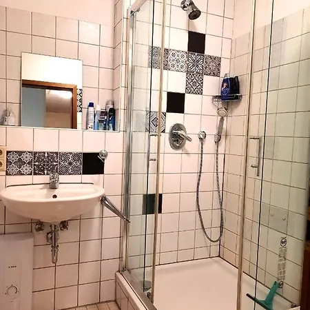 Apartment Easy